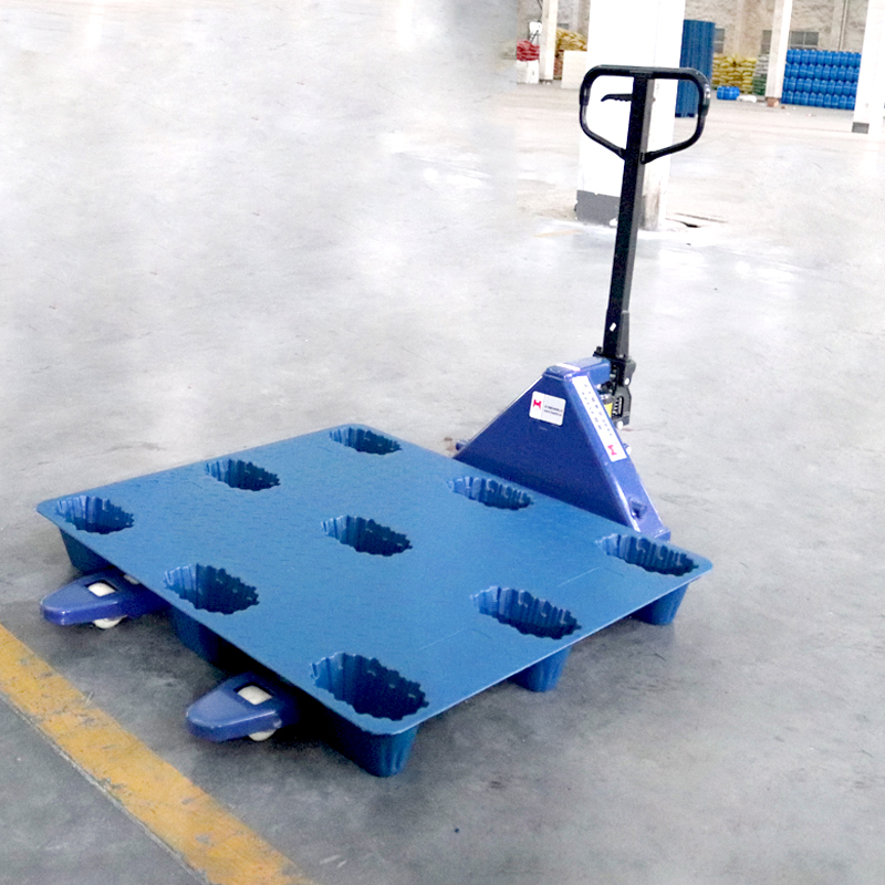 打鐵必須自身硬，質(zhì)量好的塑料托盤有什么要求？