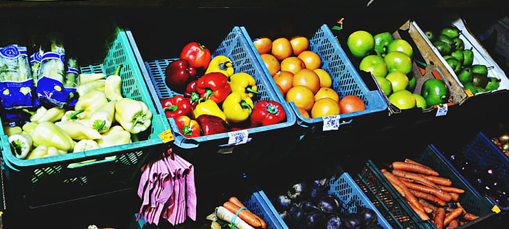 水果塑料周轉(zhuǎn)箱筐批發(fā)，快到筐里來(lái)！