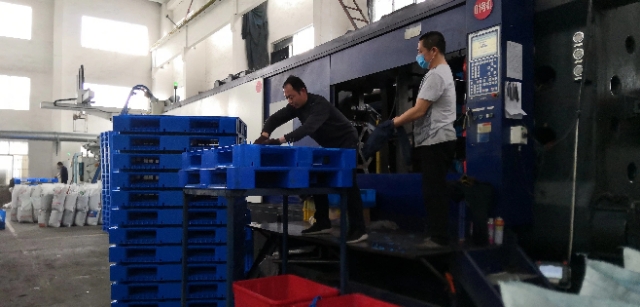 塑料托盤優(yōu)勢，托盤在手，耐用無憂