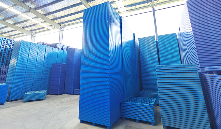 九腳網(wǎng)格塑料托盤4